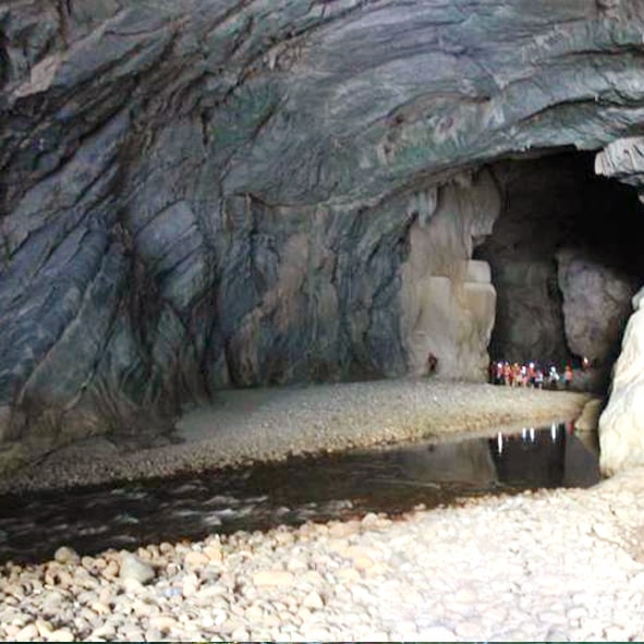 Practicar la espeleología en el río subterráneo Chontalcoatlán – MORELOS, AVENTURA Y ECOTURISMO